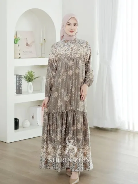 7 Busana Muslim Wanita Brand Lokal yang Harganya Terjangkau dan Desainnya Elegan! 13 fashion muslim wanita yang modis