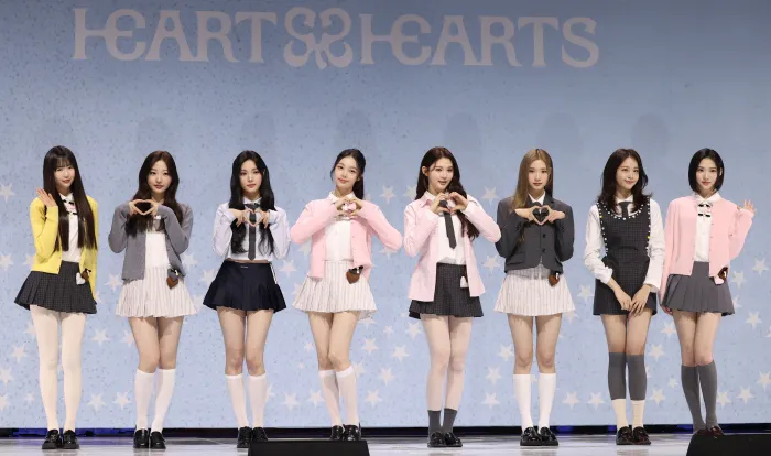 Resmi Debut dengan 'The Chase', Ini Harapan dari Para Member Hearts2Hearts! 3 the chase hearts2hearts