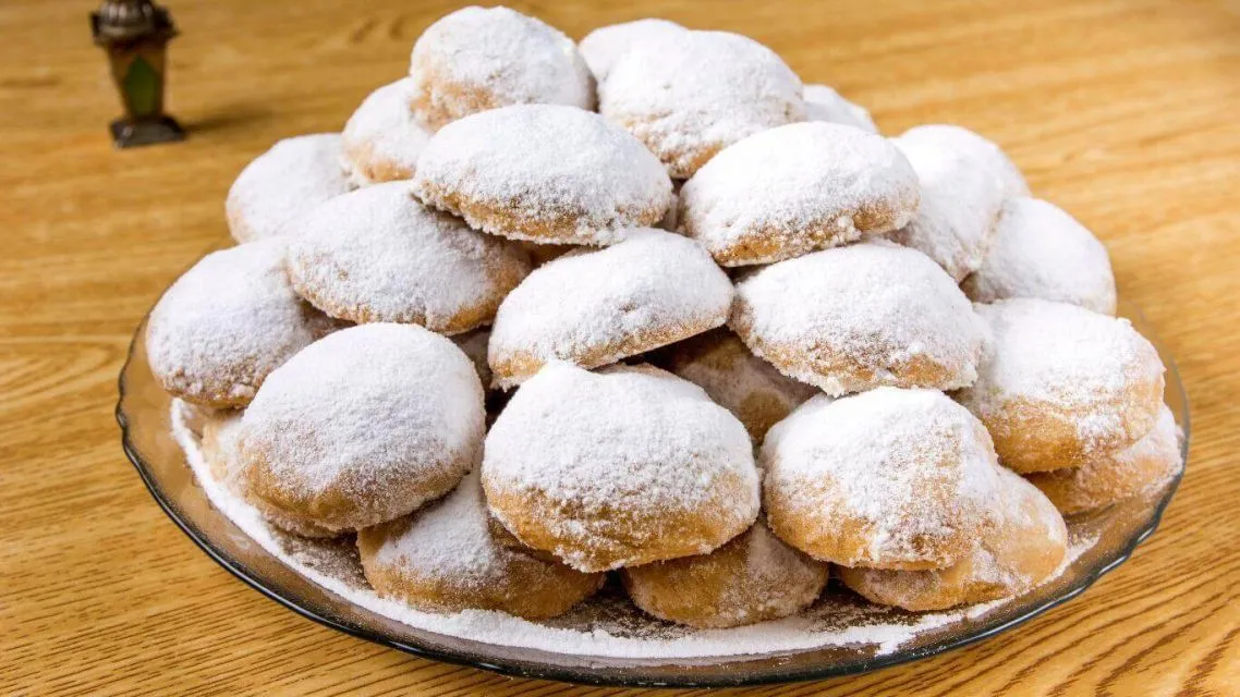 10 Camilan Khas Lebaran dari Berbagai Belahan Dunia. Enaknya Nggak Kalah dari Nastar 13 kue kahk dari Mesir