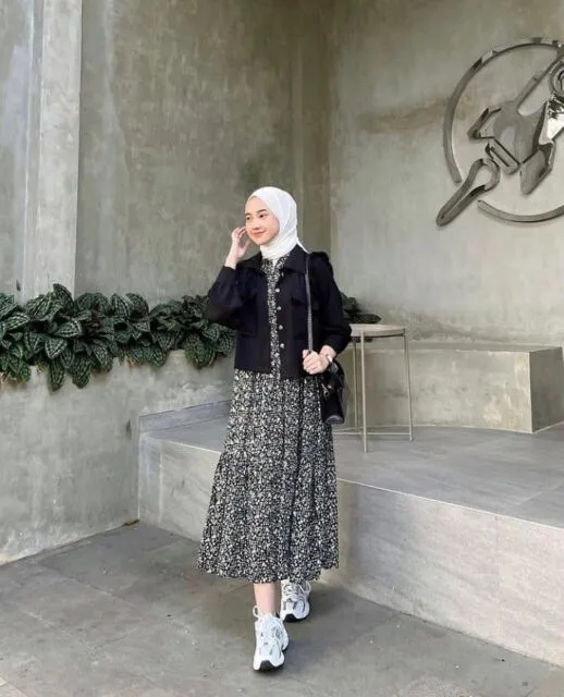 8 Ide Outfit Bukber Hijab Simple dan Elegan, Bikin Penampilan Kamu Lebih Fresh! 12