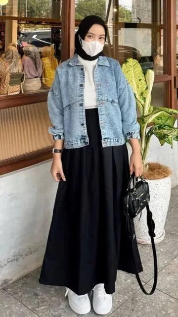 8 Ide Outfit Bukber Hijab Simple dan Elegan, Bikin Penampilan Kamu Lebih Fresh! 16 ide OOTD bukber ala remaja