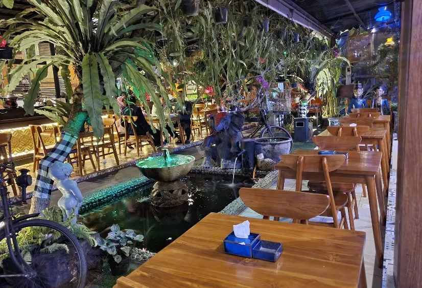 10 Tempat Bukber di Solo Paling Recommended! 20