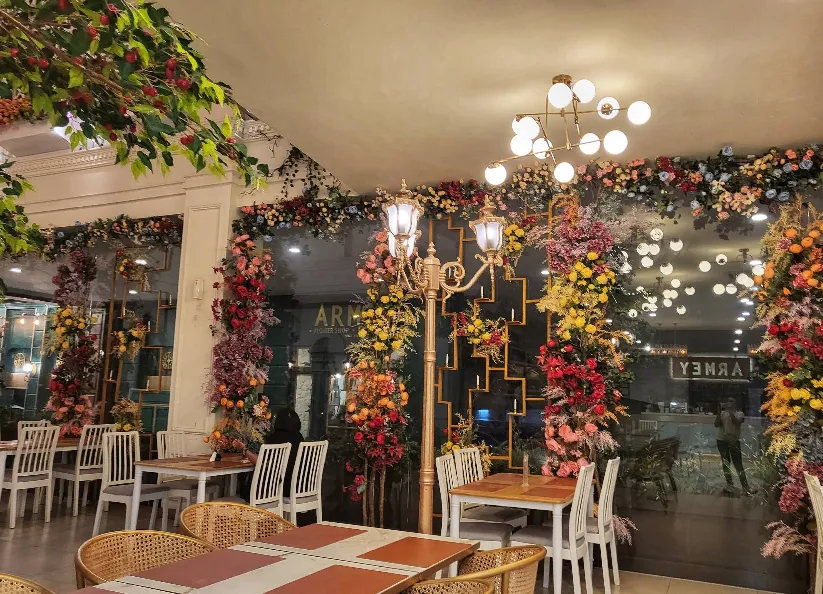 10 Tempat Bukber di Solo Paling Recommended! 19