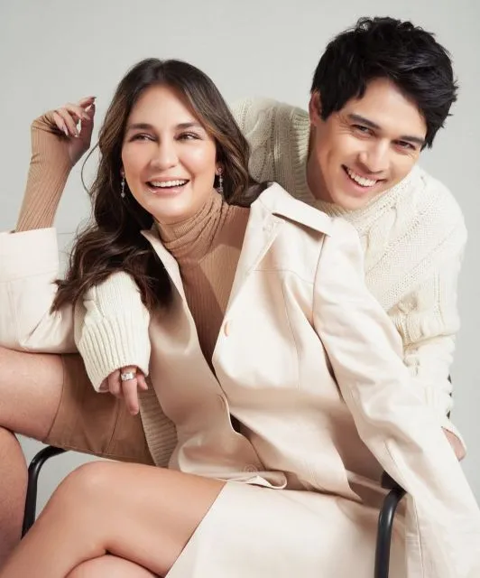 Luna Maya Dilamar Maxime Bouttier di Tokyo, Ini Perjalanan Cinta Mereka! 13 Luna Maya & Maxime