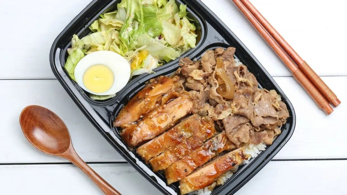 5 Ide Menu Bekal Anak untuk Seminggu yang Menyehatkan dan Bikin Mereka Lahap Makan 8 BBQ chicken