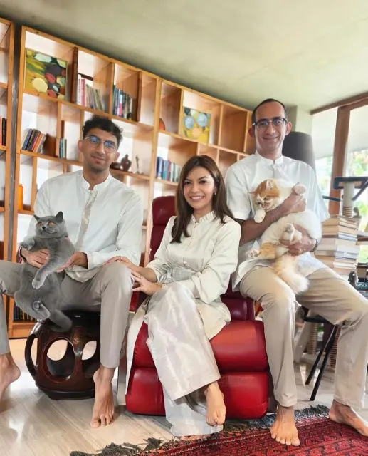 7 Jejak Abadi Perjalanan Cinta Najwa Shihab dan Almarhum Ibrahim Assegaf 12 Najwa Shihab bersama suami dan anak semata wayang