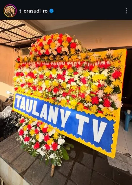 9 Ide Karangan Bunga ala Andre Taulany yang Out of The Box & Selalu Viral 14