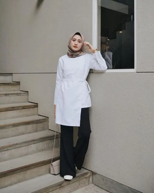 10 OOTD Celana Cutbray Hijab Style yang Modis dan Cocok untuk Berbagai Acara 16 otd celana cutbray hijab yang simple