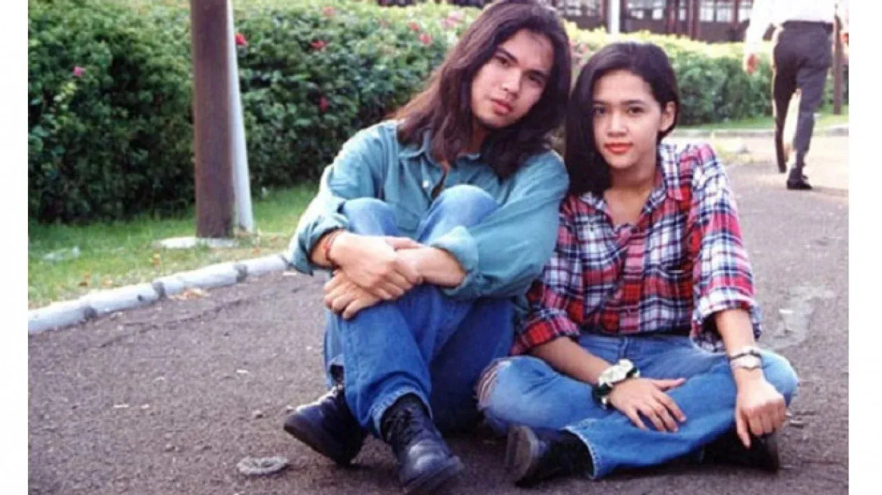 Sebut Maia Pernah Selingkuh, Inilah Fakta Kisah Cinta Dhani - Maia Estianty di Masa Lalu! 6 ahmad dhani dan maia muda
