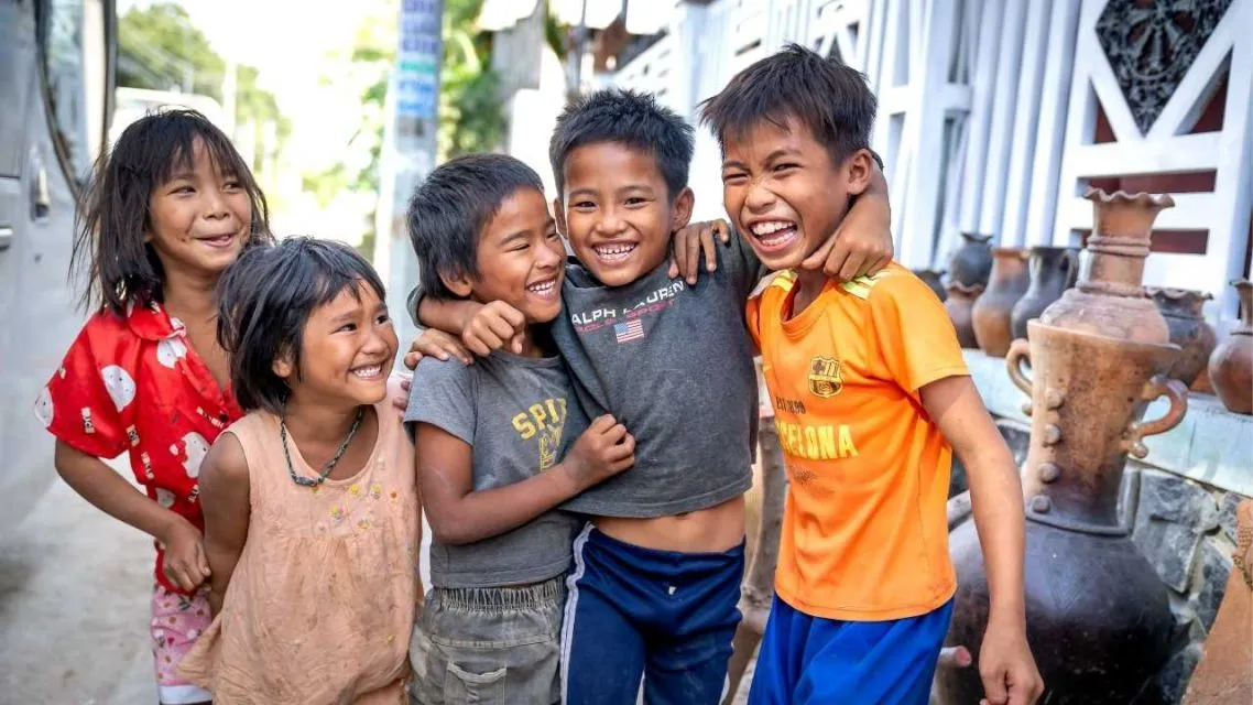 Viral! 5 Fakta Menyentuh Kisah Farel Prayoga: Saat Rumah Tak Lagi Jadi Tempat Aman bagi Anak 15 anak indonesia bahagia