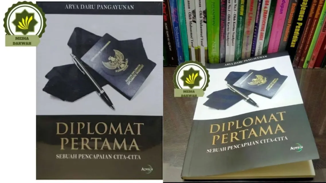 Hebat! 4 Prestasi Arya Daru Pangayunan, Diplomat Muda Kemlu yang Jarang Diketahui 14 prestasi Arya Daru Pangayunan-Buku Diplomat Pertama