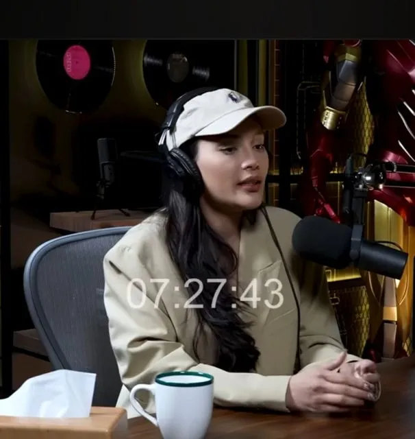 Erika Carl Hamil 9 Bulan: 6 Hal Mengejutkan yang Baru Ia Ungkap ke Publik 10 Erika Carl hamil 9 bulan-pernyataannya di podcast close the door