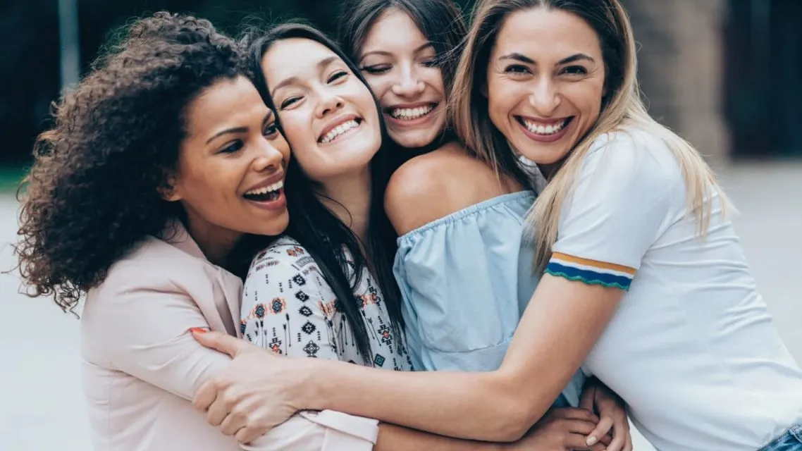 7 Fakta Menarik Fenomena National Girlfriend Day di Kalangan Pelajar Indonesia 11 asal usul national girl friend day