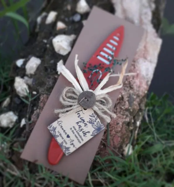 7 Mitos Souvenir Pernikahan Baik Larangan Maupun Anjuran yang Masih Dipercaya Banyak Pasangan. 10 Mitos souvenir pernikahan-pisau