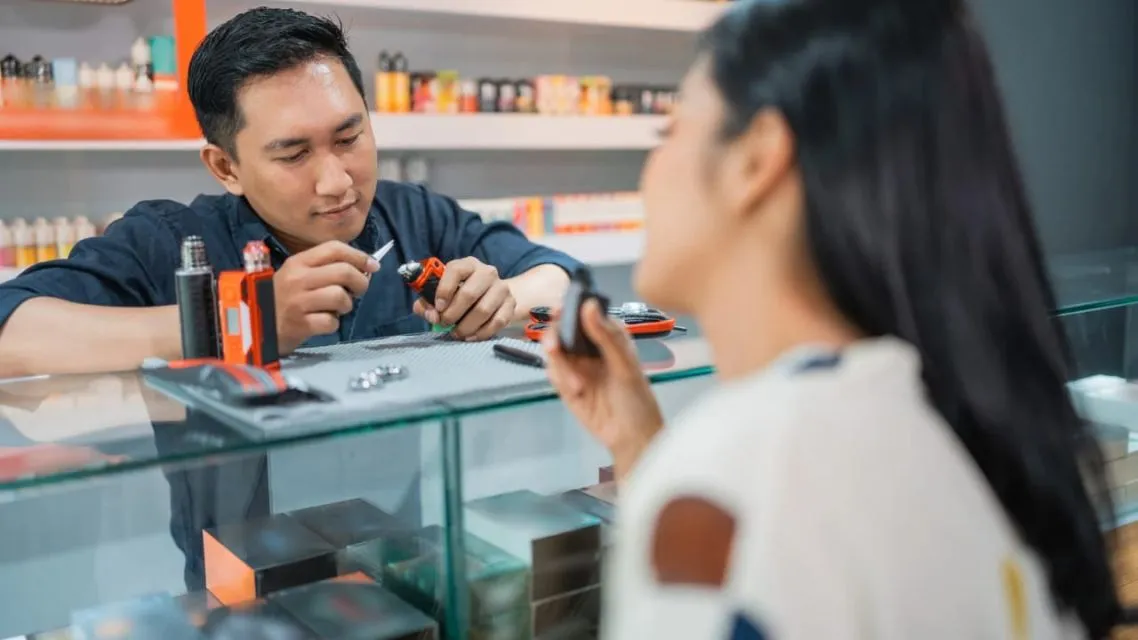5 Fakta Mengerikan Vape: Setara Narkoba di Singapura, Tapi Masih Jadi Tren Anak Muda Indonesia 13 vape setara narkoba-dijual bebas tanpa regulasi yang ketat