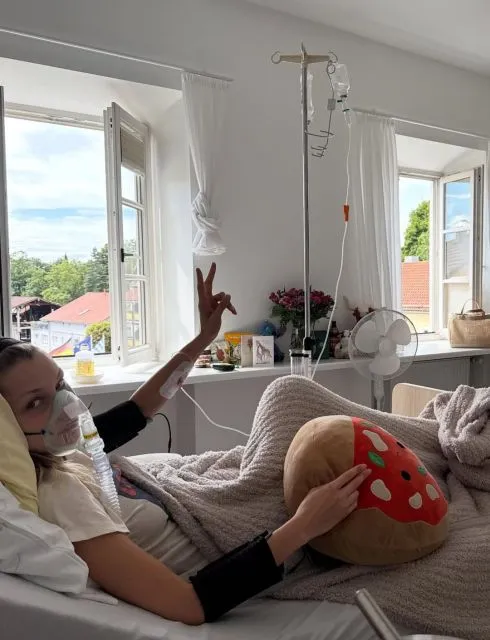 5 Fakta Mengejutkan Seputar Lyme Disease Bella Hadid yang Wajib Diketahui Sebagai Bentuk Awareness 9 Lyme Disease Bella hadid