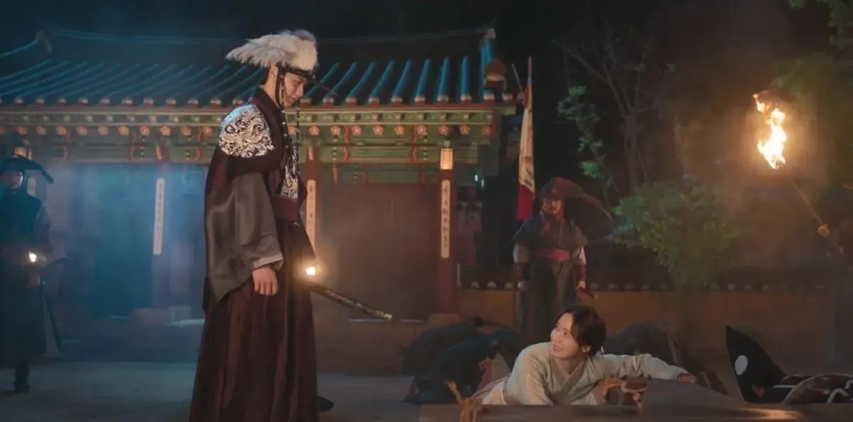 23 Momen Romantis Yoona dan Chaemin di Bon Appetit, Your Majesty Penuh Chemistry 30 Momen Romantis Yoona dan Chaemin di Drakor Bon Appetit, Your Majesty -Raja Iseng