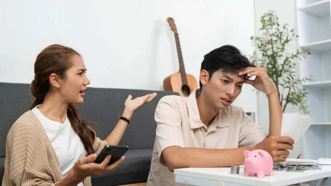 Penting!50 Pertanyaan Sebelum Menikah Soal Keuangan yang Wajib Dibahas Calon Suami Istri 14 utang dan kewajiban