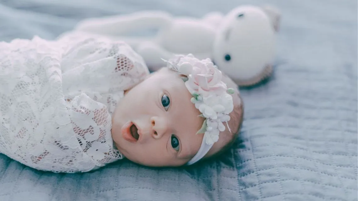 100 Nama Bayi Perempuan Jawa Pembawa Rezeki yang Cantik dan Penuh Makna untuk Si Kecil Tersayang 15 ketentraman dan doa baik