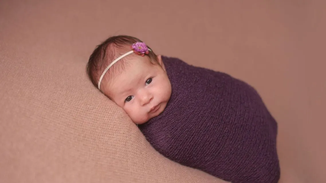 100 Nama Bayi Perempuan Jawa Pembawa Rezeki yang Cantik dan Penuh Makna untuk Si Kecil Tersayang 18 jawa islami