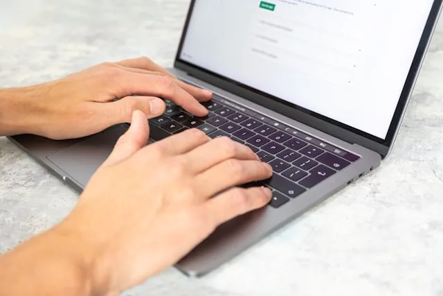 9 Prospek Kerja Online Mengetik yang Paling Menjanjikan 11 copywriter