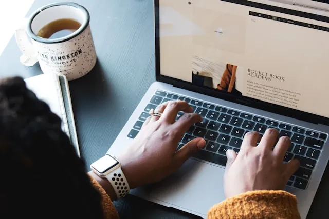 9 Prospek Kerja Online Mengetik yang Paling Menjanjikan 10 menulis online dibayar