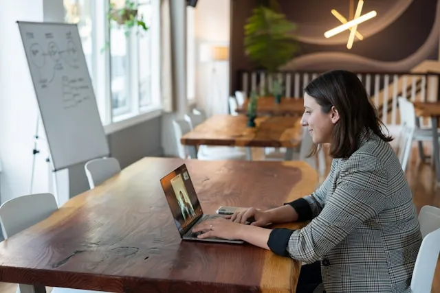 7 Peluang Kerja Online Tanpa Modal Yang Terbukti Cuan! 13 virtual assistant