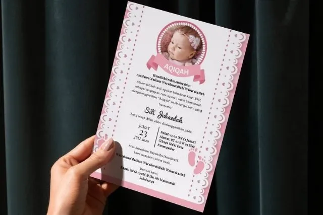 12 Contoh Undangan Aqiqah dan Cara Membuatnya 6 contoh undangan aqiqah anak perempuan