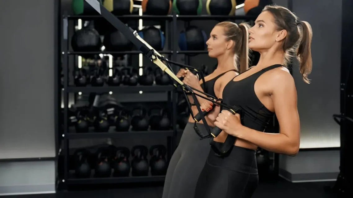 9 Rekomendasi Outfit Gym Wanita yang Nyaman, Stylish, dan Bikin Makin Percaya Diri 21 Tips nyaman memilih outfit gym wanita