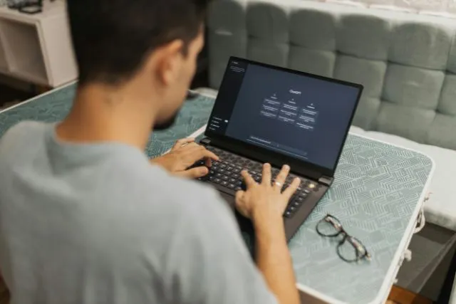 7 Ide Bisnis Online Yang Menjanjikan di 2026, Wajib Disave! 8 affiliate marketing ai tools