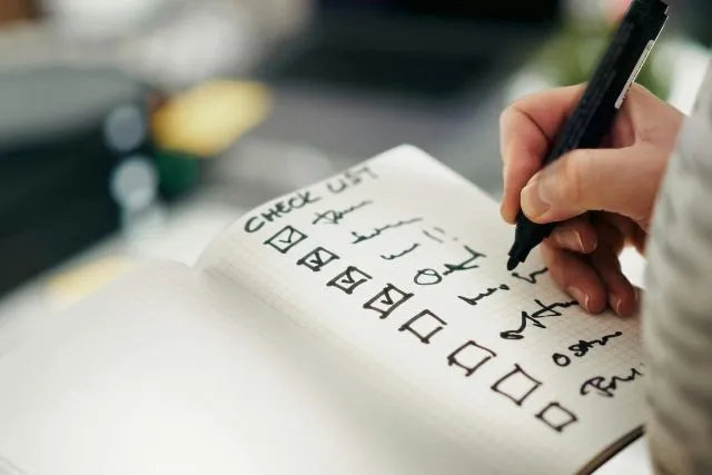 membuat daftar prioritas