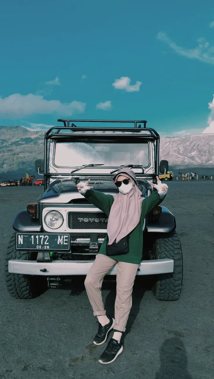 outfit sweatshirt wanita