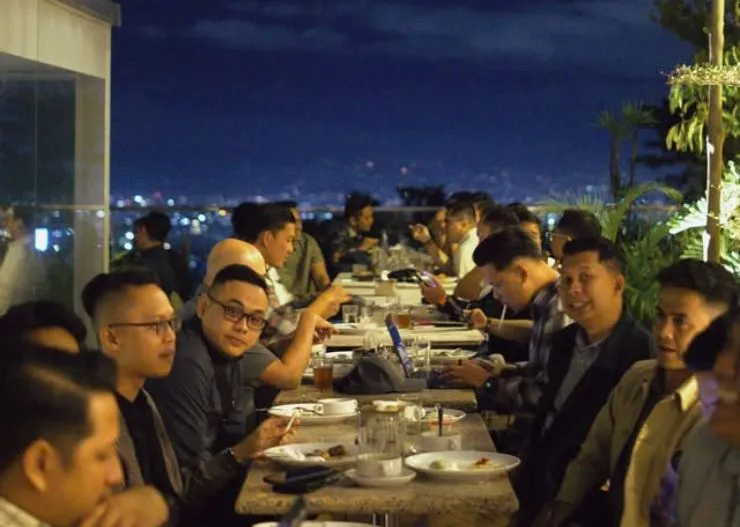 6 Contoh Sambutan Acara Buka Bersama yang Berwibawa