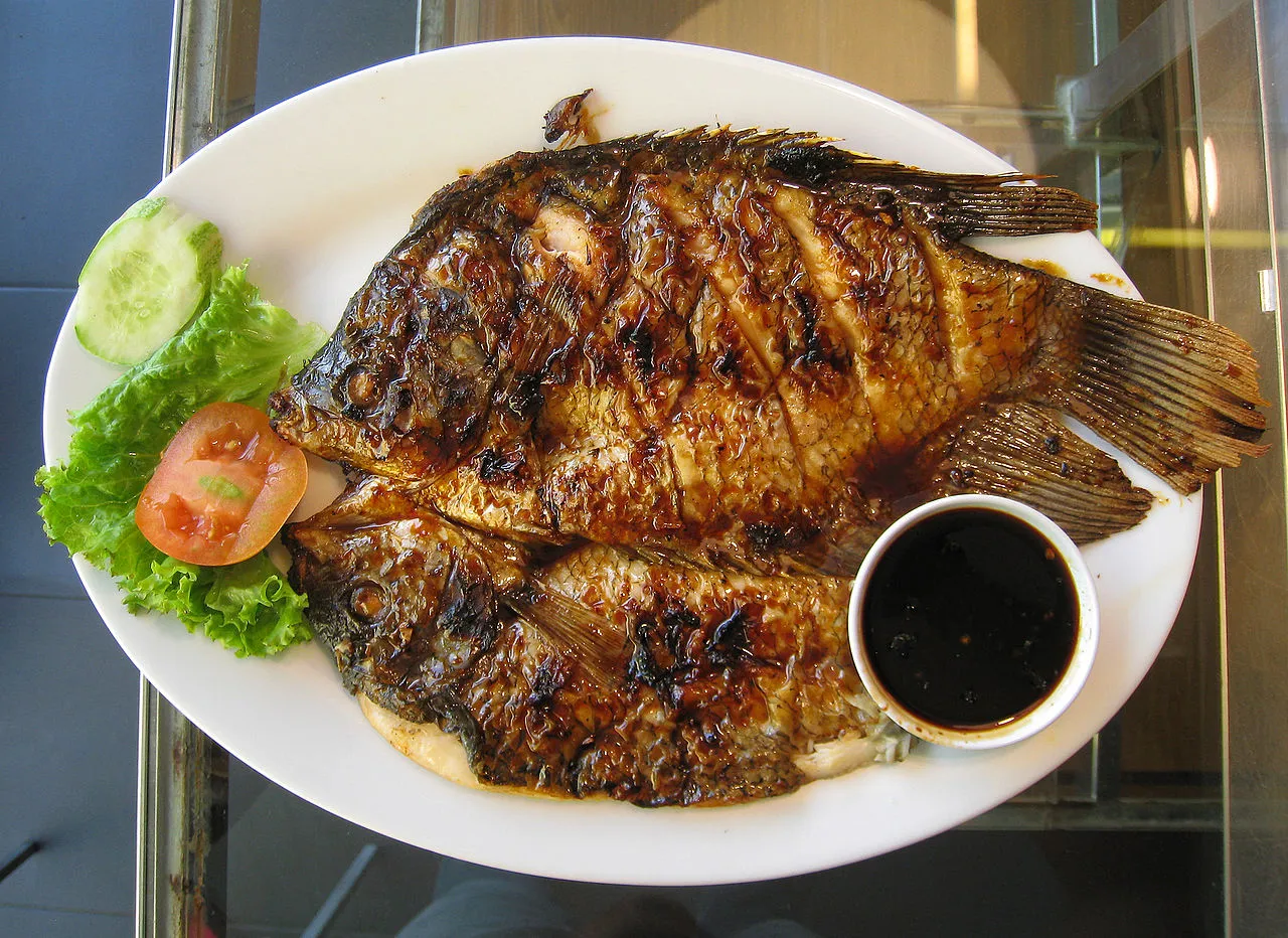 hipwee-Menu halal-bihalal ikan bakar