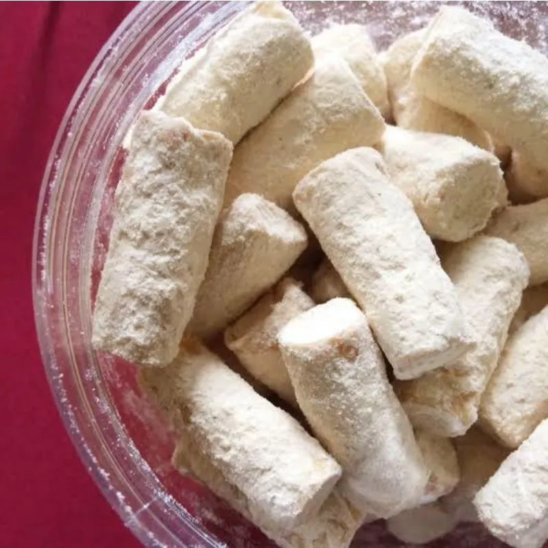 hipwee-Oleh-oleh khas Batam kue batang buruk