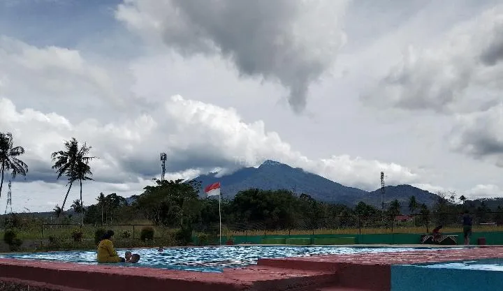 hipwee-Tempat wisata di Payakumbuh Kolam renang Sipanjang Darek