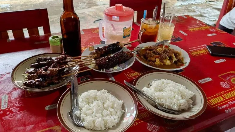16+ Kuliner Solo Paling Favorit dan Wajib Dicoba 28