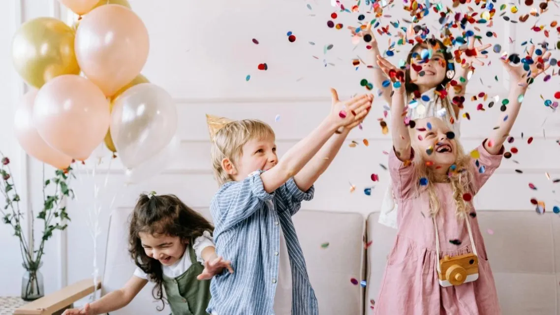 Balon Surprise Berisi THR