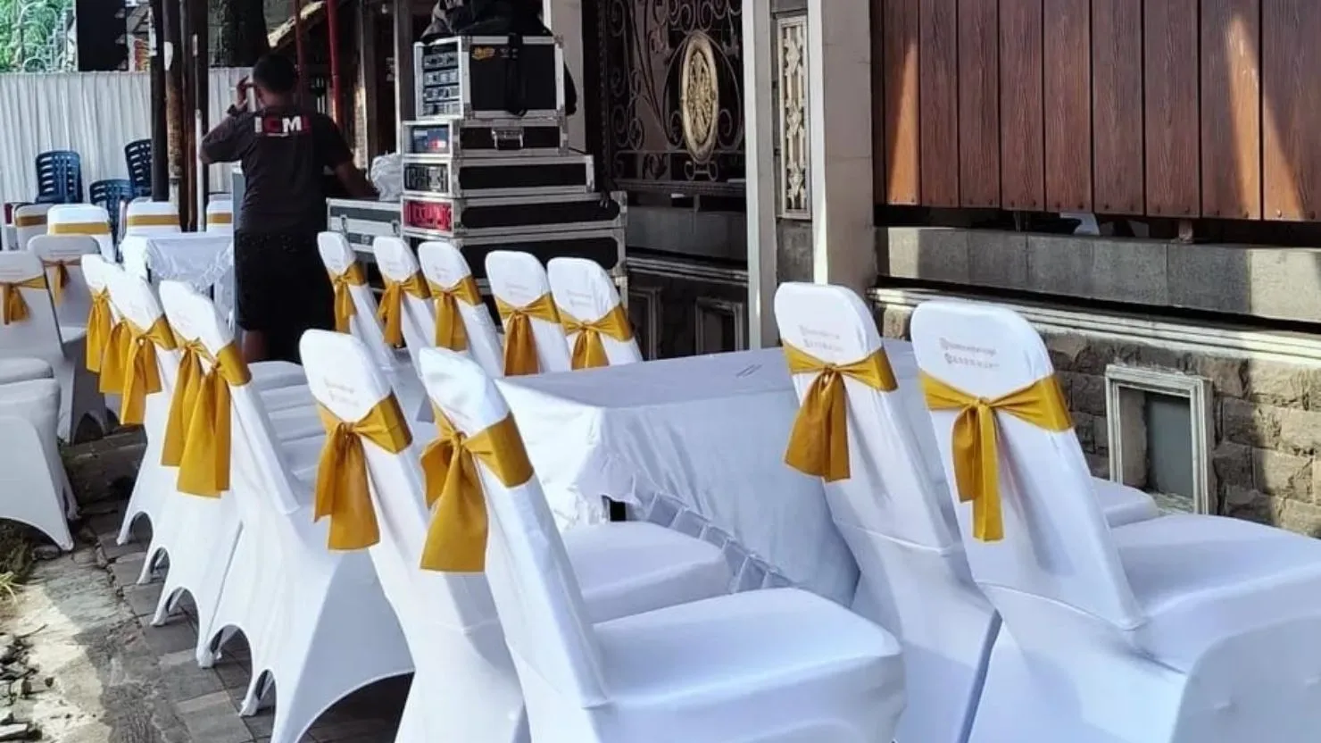 hipwee-Contoh undangan walimatussafar haji