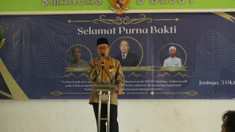 hipwee-Contoh Sambutan Perpisahan Purna Tugas Guru