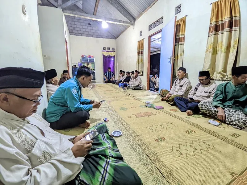 hipwee-Contoh teks MC pengajian Tahlilan