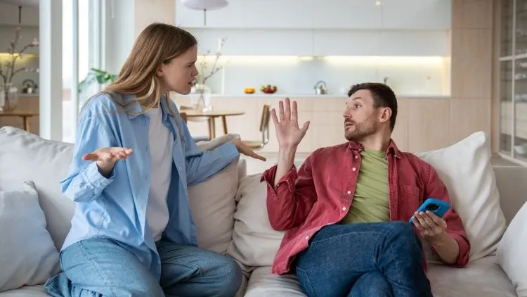 9 Tanda Kamu Terjebak dalam Hubungan Toxic Relationship: Sadar Nggak, Nih?