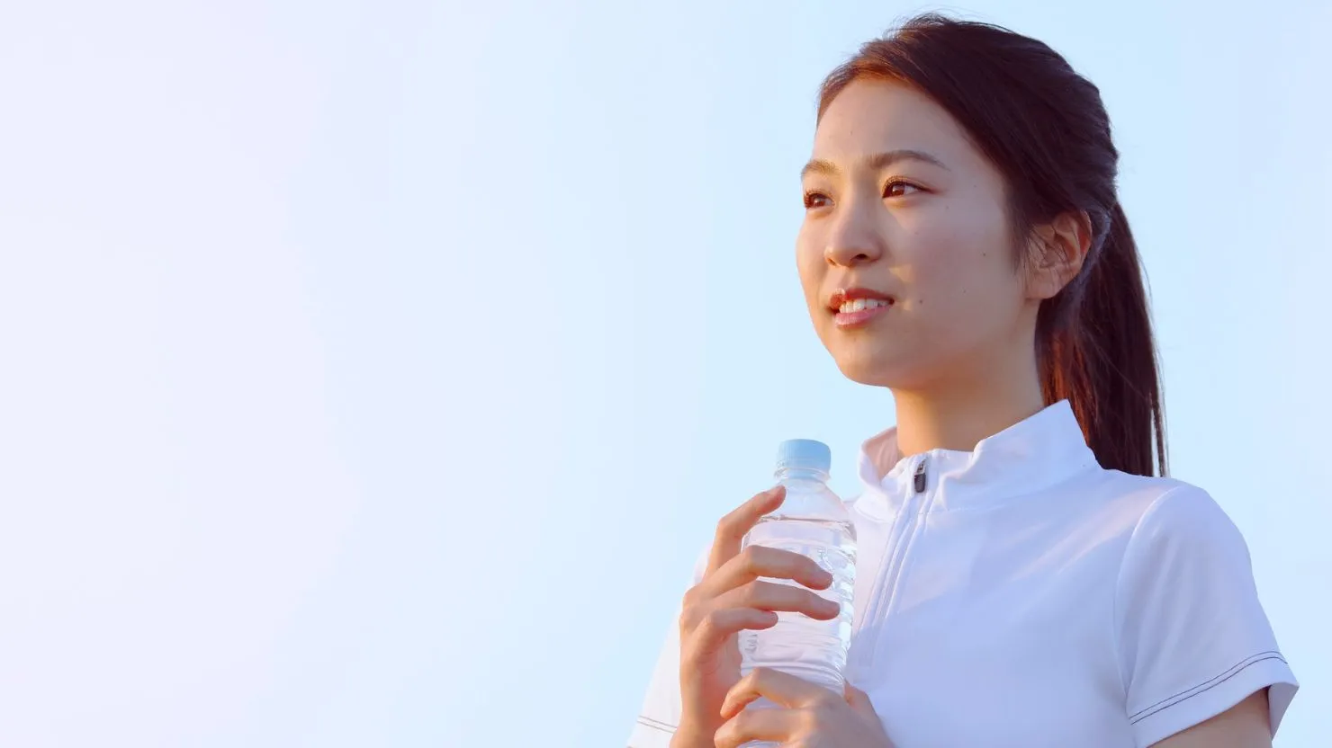 hipwee-detoks setelah lebaran stay hydrate