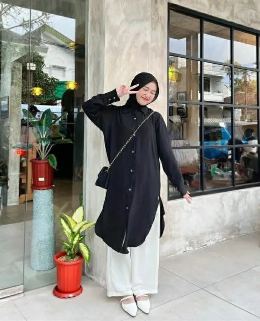 tunik linen longgar dan celana kulot