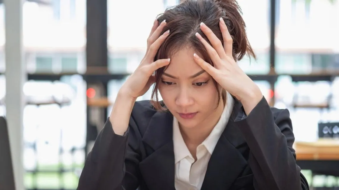 10 Cara Mengatasi Burnout yang Realistis, dan Perlahan Bantu Kamu Bangkit Lagi 12 Cara mengatasi burnout (1)