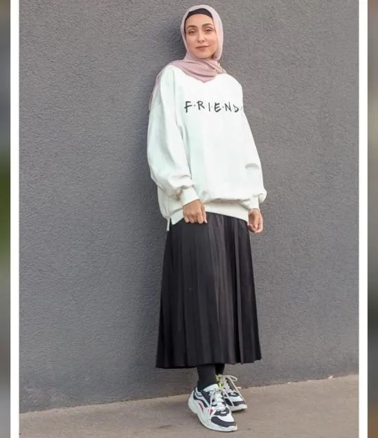 hoodie dan rok plisket