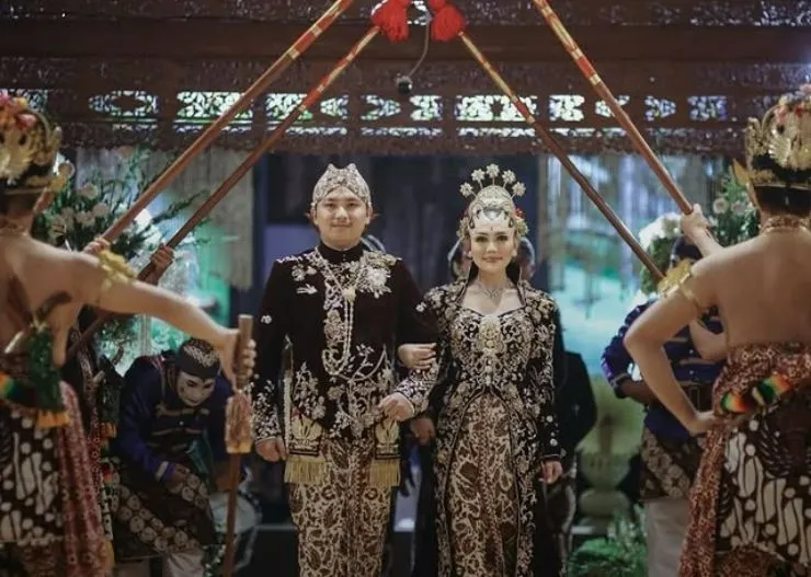 teks mc ngunduh mantu bahasa jawa