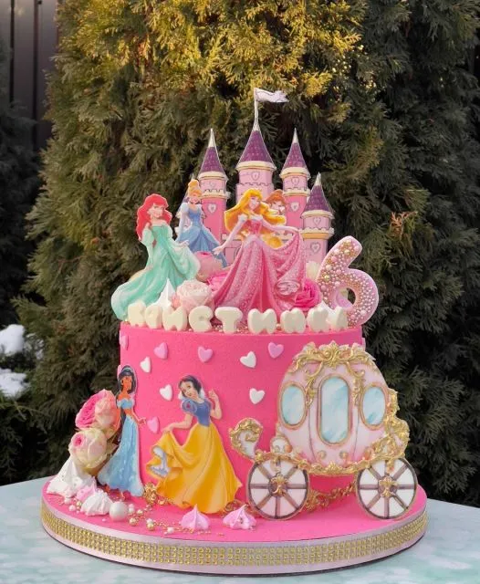 10 Ide Kue Ulang Tahun Anak Perempuan yang Lucu, Aesthetic, dan Cantik! 11