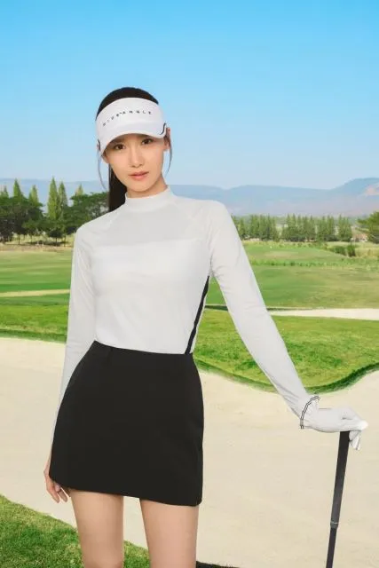 7 Outfit Golf Wanita yang Stylish dan Nyaman di Lapangan 13 long sleeve uv protection outfit
