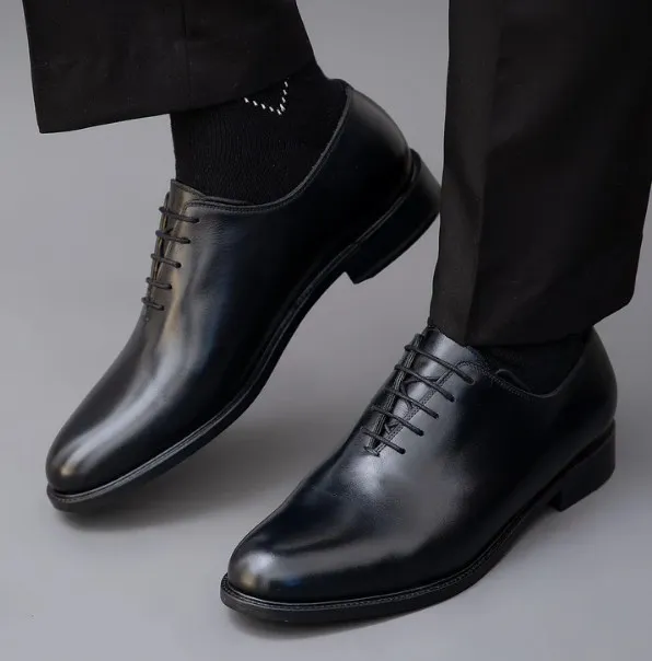 7 Jenis Sepatu Pengantin Pria Elegan untuk Hari Pernikahan 8 oxford shoes